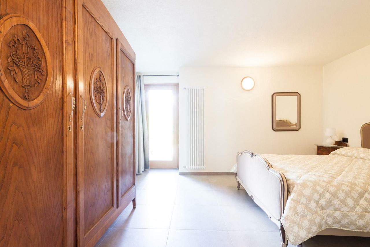 La Casa Di Alfredo E Virginia Lägenhet Aosta Exteriör bild