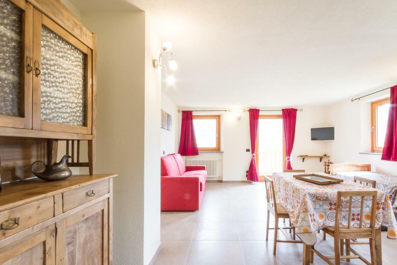La Casa Di Alfredo E Virginia Lägenhet Aosta Exteriör bild